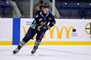 GAME RECAP: Saints Fall On Home Ice In First of Two Against Bandits