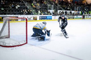 GAME RECAP: Strong Goaltending Effort Helps Saints To Win In Blackfalds